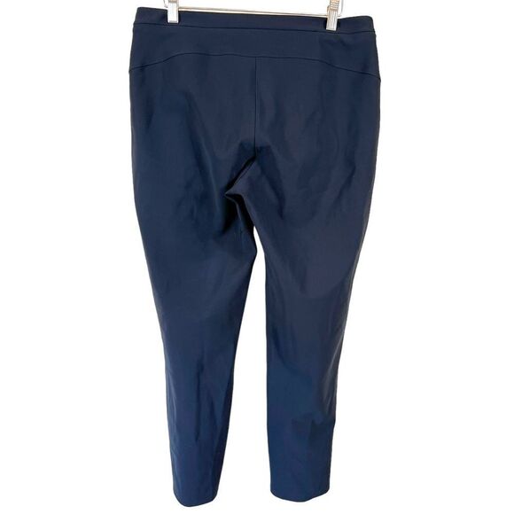 Lululemon On the Move Black Slim Ankle Athletic Pants - Picture 15 of 16